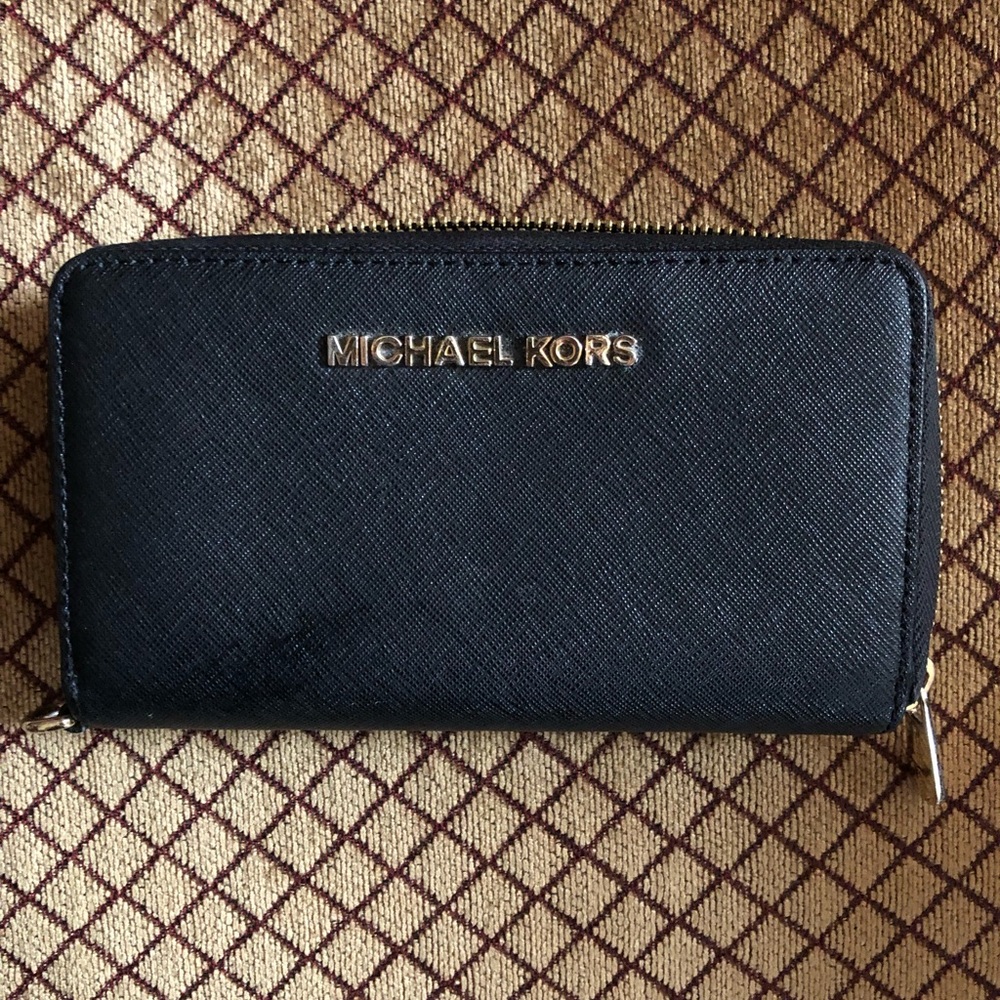 SOLD Michael Kors phone wallet